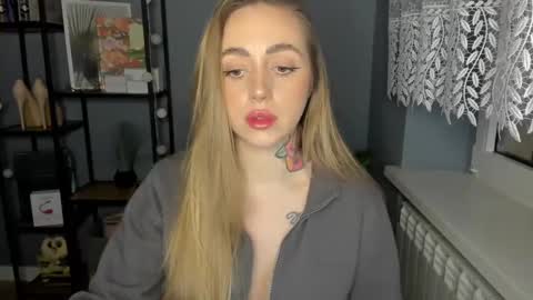 C o r a l i e online show from 19, 12, 2024