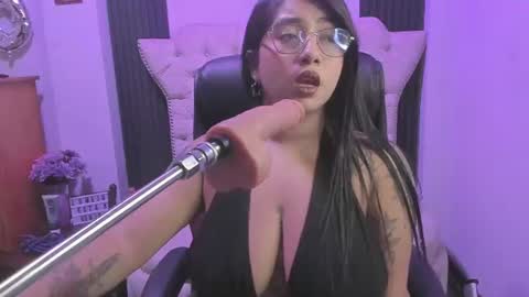 Snapshot of sexy_cristall chatting on 24, 6, 2026 C R I S T A L online show from 24, 6, 2026