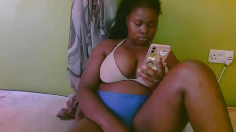 Snapshot of sexy_divana chatting on 8, 2, 2025 sexy_divana online show from 8, 2, 2025