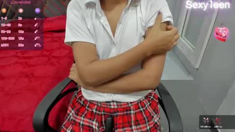 Snapshot of sexy_doll_1_ chatting on 16, 2, 2025 Sexydoll online show from 16, 2, 2025