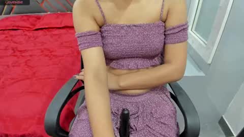 Snapshot of sexy_doll_1_ chatting on 19, 2, 2025 Sexydoll online show from 19, 2, 2025