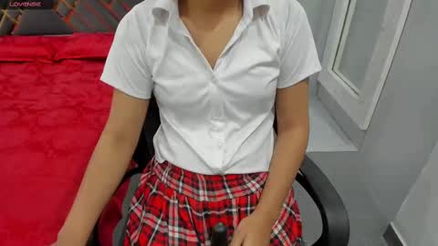 Snapshot of sexy_doll_1_ chatting on 2, 3, 2025 Sexydoll online show from 2, 3, 2025