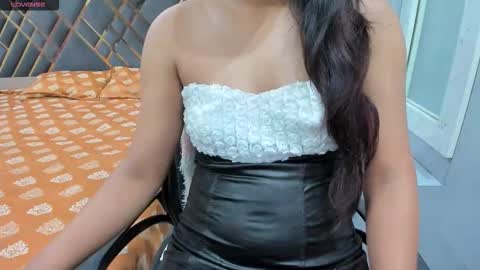 Snapshot of sexy_doll_1_ chatting on 24, 9, 2025 Sexydoll online show from 24, 9, 2025