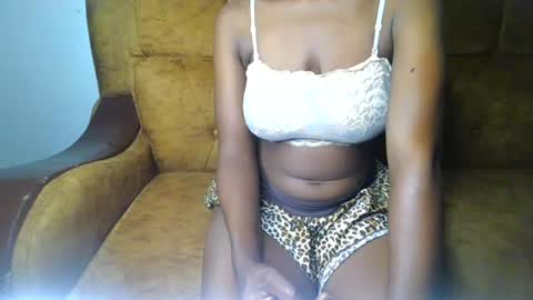 Snapshot of sexy_ellahh chatting on 27, 6, 2026 Ellahh online show from 27, 6, 2026