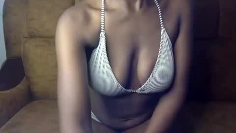 Snapshot of sexy_ellahh chatting on 10, 7, 2026 Ellahh online show from 10, 7, 2026