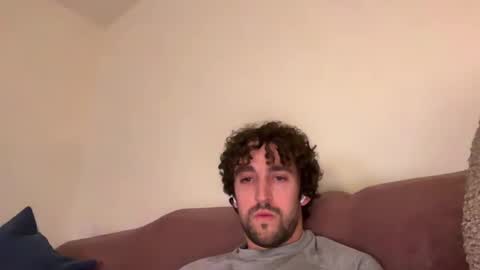sexy_guy_8 online show from 25, 1, 2025