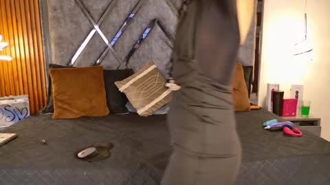 Snapshot of sexy_hot_milf_ chatting on 16, 11, 2025 Dafne online show from 16, 11, 2025