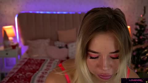 Snapshot of sexy_ira chatting on 23, 12, 2024 Ira online show from 23, 12, 2024