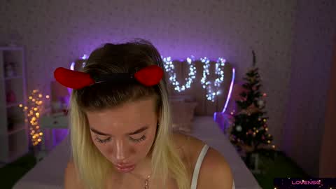 Snapshot of sexy_ira chatting on 4, 1, 2025 Ira online show from 4, 1, 2025