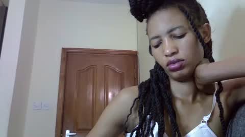 Snapshot of sexy_janny chatting on 27, 10, 2025 Janny online show from 27, 10, 2025