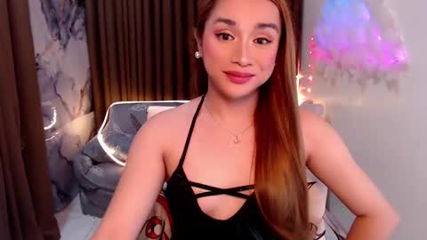 Snapshot of sexy_kitty699 chatting on 5, 12, 2025 Kathy online show from 5, 12, 2025