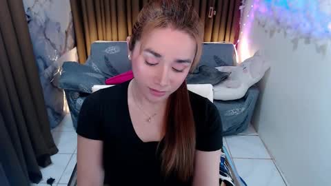 Snapshot of sexy_kitty699 chatting on 17, 12, 2025 Kathy online show from 17, 12, 2025