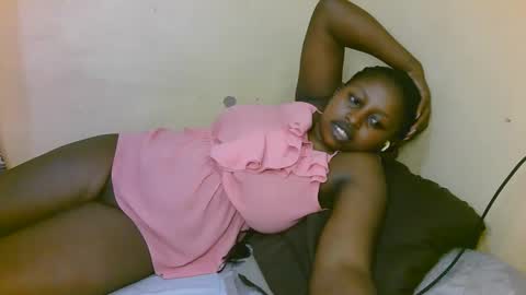 sexy_latasha online show from 19, 10, 2025