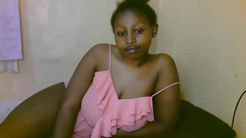 sexy_latasha online show from 5, 12, 2025