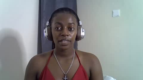Snapshot of sexy_linda022 chatting on 27, 7, 2026 Linda online show from 27, 7, 2026