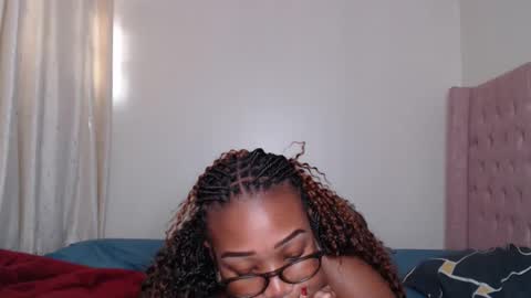 Snapshot of sexy_mistress5 chatting on 14, 11, 2025 sexy online show from 14, 11, 2025