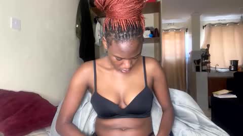 Snapshot of sexy_nyla chatting on 11, 6, 2026 Nyla online show from 11, 6, 2026