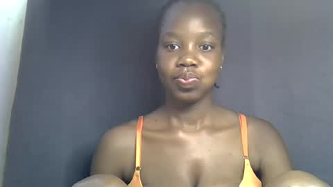sexy_peach4 online show from 30, 6, 2026