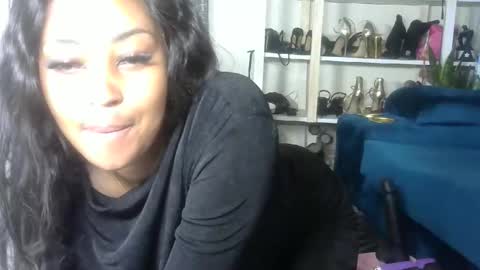 sexy pigeon online show from 27, 5, 2026