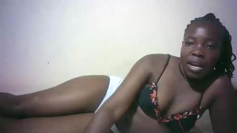 Snapshot of sexy_sandrah chatting on 10, 10, 2025 sexy_sandrah online show from 10, 10, 2025