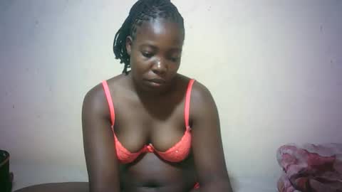 Snapshot of sexy_sandrah chatting on 14, 10, 2025 sexy_sandrah online show from 14, 10, 2025