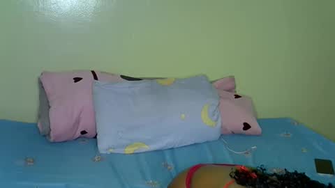 Snapshot of sexy_shan09 chatting on 24, 11, 2025 sexy_shan09 online show from 24, 11, 2025