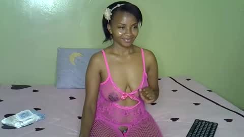 Snapshot of sexy_shan09 chatting on 5, 12, 2025 sexy_shan09 online show from 5, 12, 2025