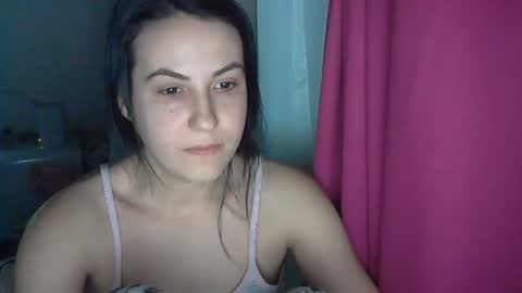 Snapshot of sexy_slimm25 chatting on 26, 2, 2025 Slimm online show from 26, 2, 2025