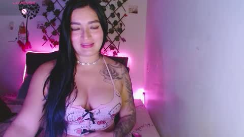 sexy_violett18 online show from 8, 3, 2026