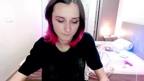 Mandy Green online show from 5, 12, 2024