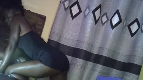 Snapshot of sexyafricanprincess25 chatting on 1, 2, 2026 Rita online show from 1, 2, 2026