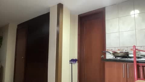 Alice Skay online show from 14, 12, 2025