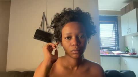 sexyasszeeee online show from 16, 12, 2025