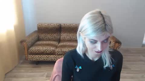 sexybeatriice online show from 2, 1, 2025