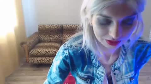 sexybeatriice online show from 13, 2, 2025