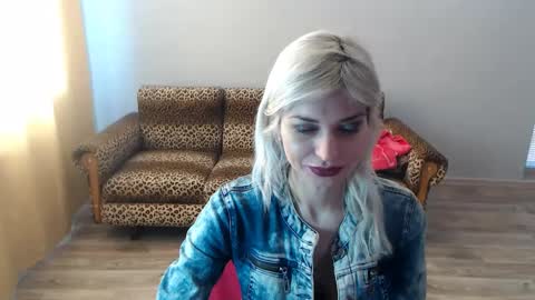 sexybeatriice online show from 24, 2, 2025