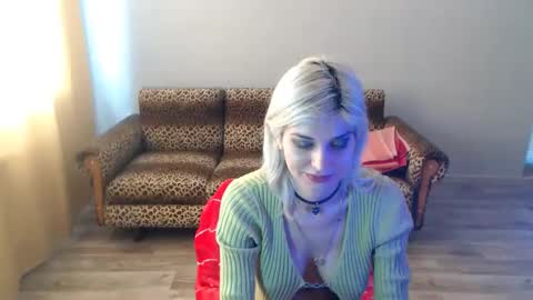 sexybeatriice online show from 8, 3, 2025