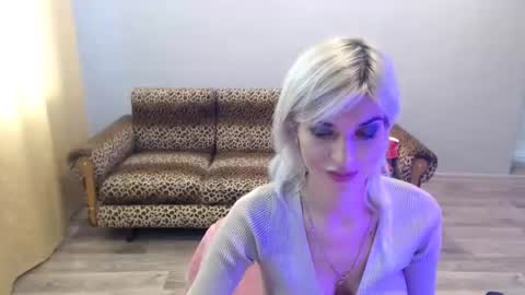 sexybeatriice online show from 9, 10, 2025