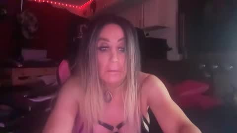 Snapshot of sexybitch_jaylents chatting on 15, 10, 2025 Jaylen Starr online show from 15, 10, 2025