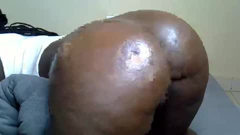 sexybooty_4545 online show from 13, 10, 2025