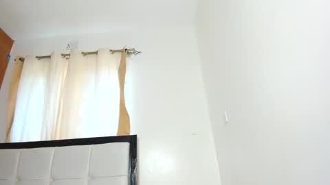 sexybootydoll online show from 26, 3, 2026