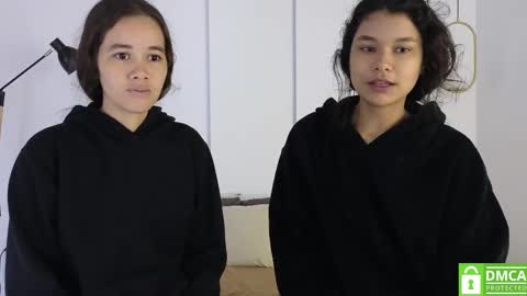 Snapshot of sexychanell_18 chatting on 18, 9, 2025 chanell and yina online show from 18, 9, 2025