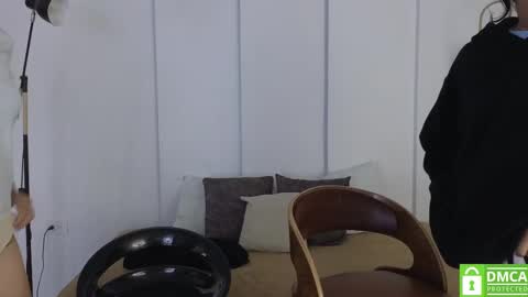 Snapshot of sexychanell_18 chatting on 19, 9, 2025 chanell and yina online show from 19, 9, 2025