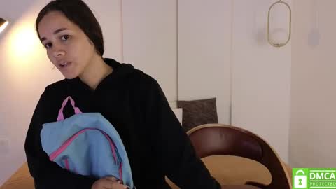 Snapshot of sexychanell_18 chatting on 1, 10, 2025 chanell and yina online show from 1, 10, 2025