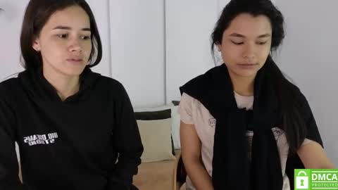 Snapshot of sexychanell_18 chatting on 4, 11, 2025 chanell and yina online show from 4, 11, 2025