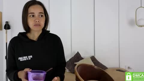 Snapshot of sexychanell_18 chatting on 24, 11, 2025 chanell and yina online show from 24, 11, 2025