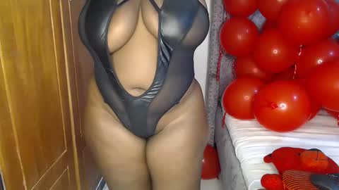 Snapshot of sexychocco_ chatting on 18, 2, 2025 sexychocco online show from 18, 2, 2025