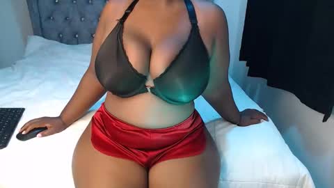 Snapshot of sexychocco_ chatting on 8, 11, 2025 sexychocco online show from 8, 11, 2025