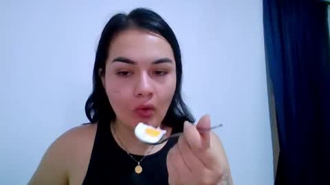 sexychubbyanna online show from 20, 4, 2026