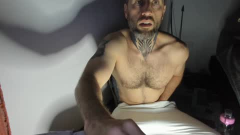 Antonioylola online show from 4, 1, 2025